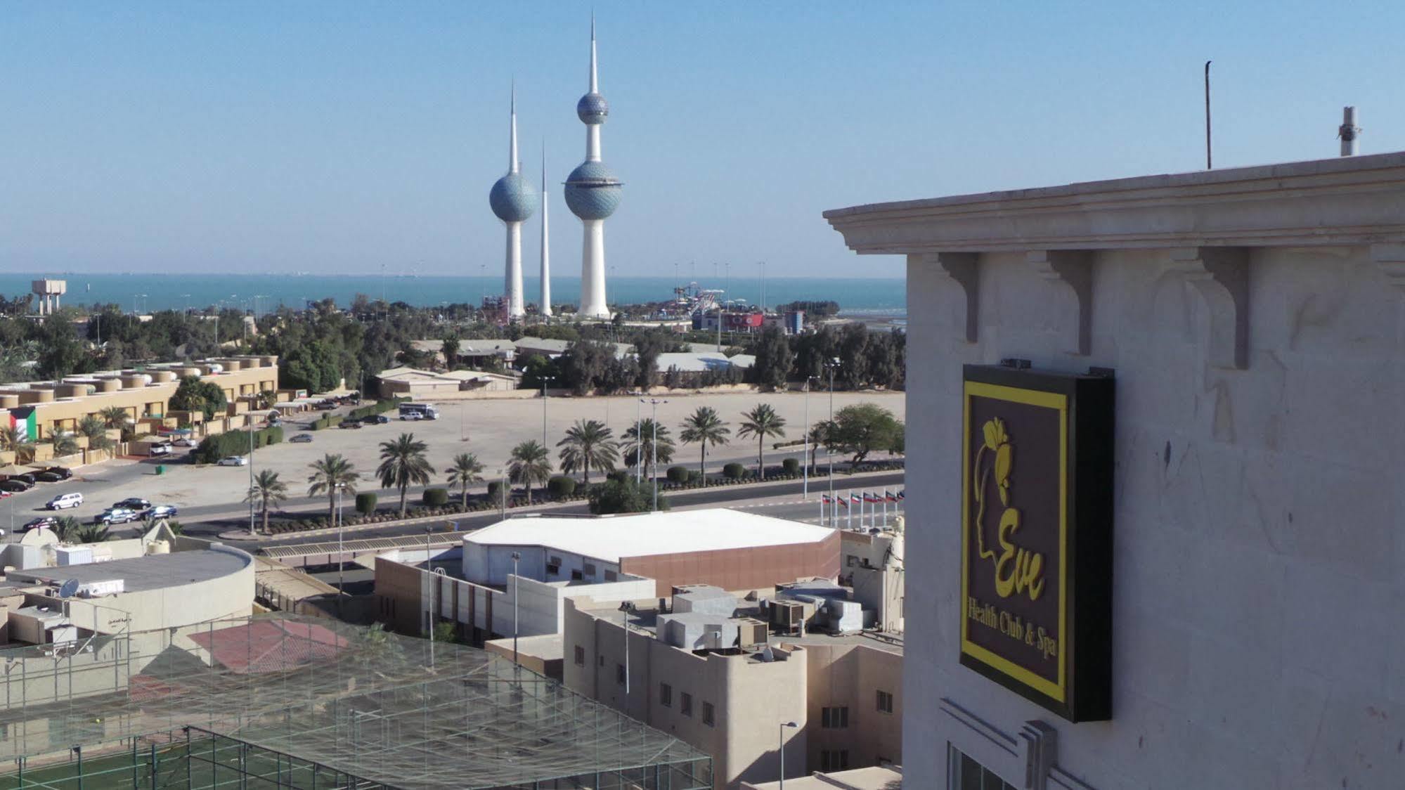 Adams Hotel Kuwait City Esterno foto